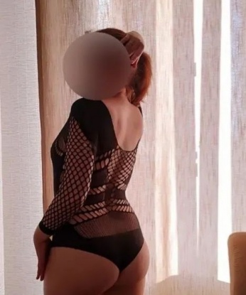 🌸💋 В моих услугах эротический массаж, фетиш, рольовые игры, стриптиз и многое другое. Я создам для тебя атмосферу страсти и удовольствия, в которой ты сможешь полностью расслабиться и насладиться каждой секундой, проведенной со мной. 💫✨ У меня великолепные отзывы от моих постоянных клиентов, которые всегда остаются довольными и счастливыми после нашей встречи. 🌟🌟🌟 Фото настоящие, без фотошопа, так что ты можешь быть уверен, что я выгляжу также, как на снимках. 📷😉 Я живу в Москве и с нетерпением жду нашей встречи, чтобы подарить тебе незабываемые моменты наслаждения. Звони мне, и я превратю воплощение твоих фантазий в реальность. 💞🔥 Кира